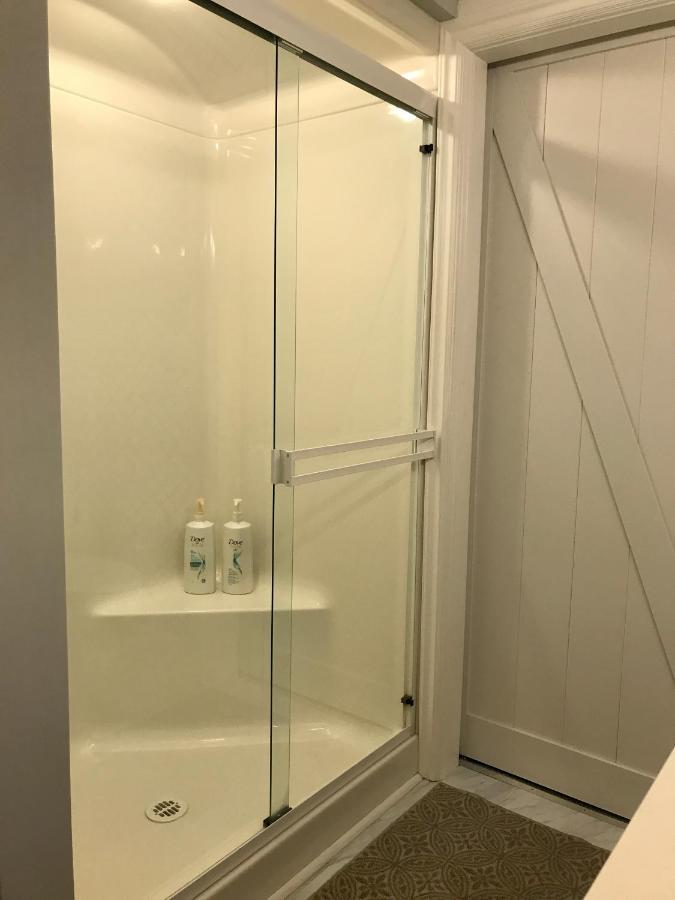Little Bear Garden View Suites-Hummingbird Royston Экстерьер фото