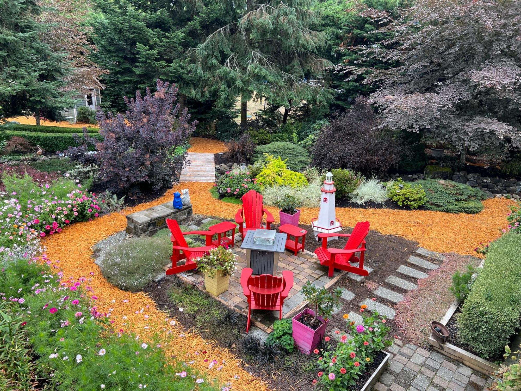 Little Bear Garden View Suites-Hummingbird Royston Экстерьер фото